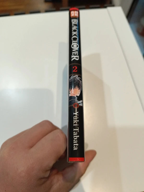 Black clover tome 2 Manga Family Store