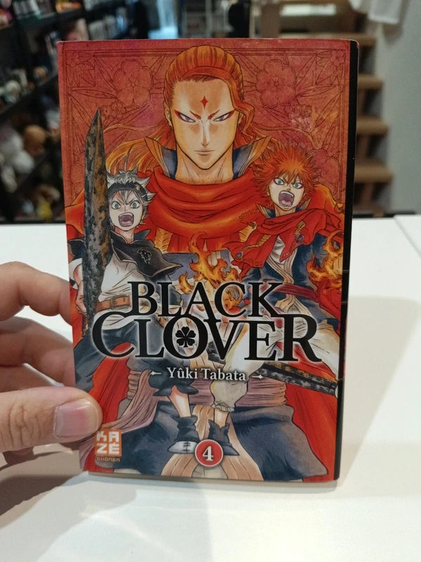 Black clover tome 4 Manga Family Store
