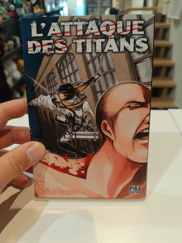 L'attaque des titans tome 2 Manga Family Store