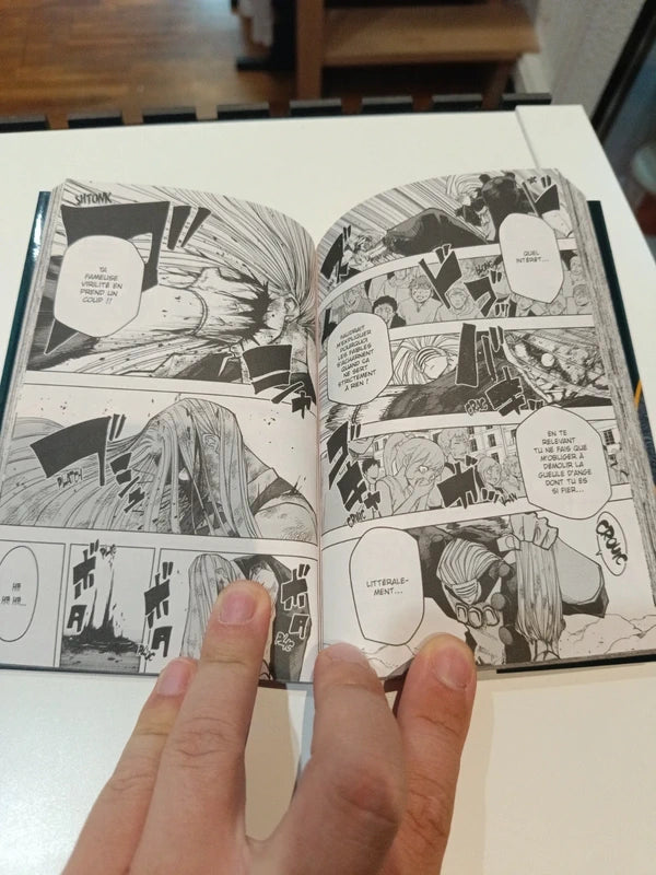 Mashle tome 15 Manga Family Store