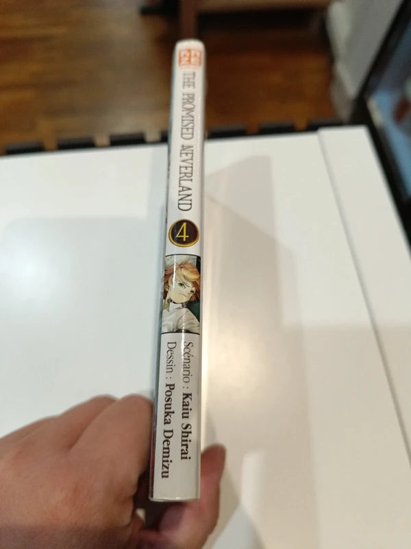 The promised neverland tome 4 Manga Family Store