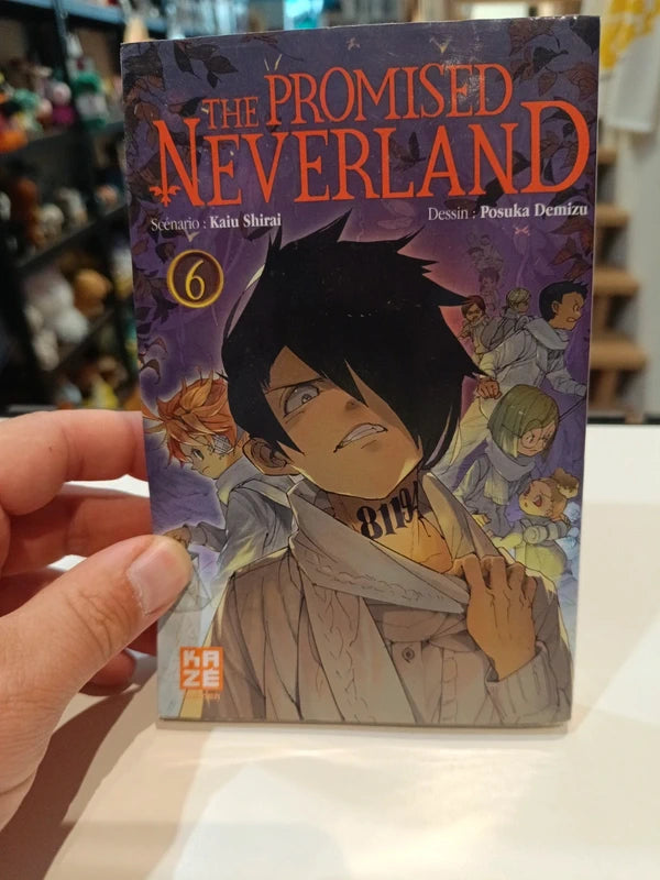 The promised neverland tome 6 Manga Family Store
