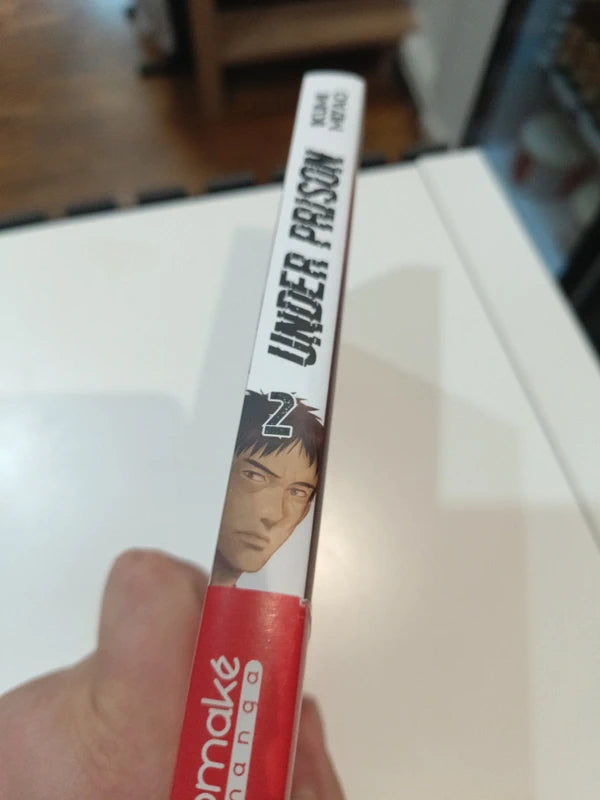 Under prison tome 2 Manga Family Store