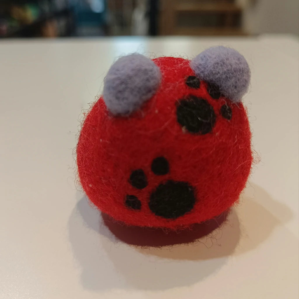Laine Feutré - Dandadan - Okarun Daruma Manga Family Store
